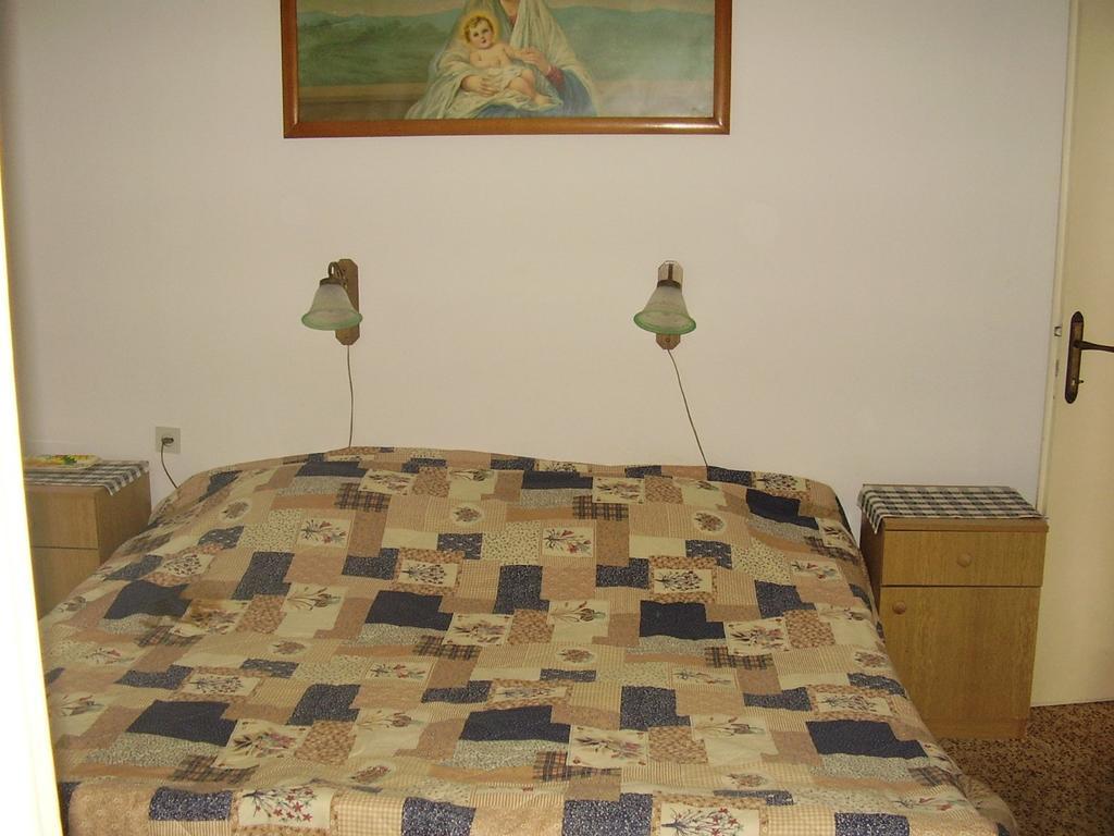 Guest House Darinka Draga Bašćanska Eksteriør billede