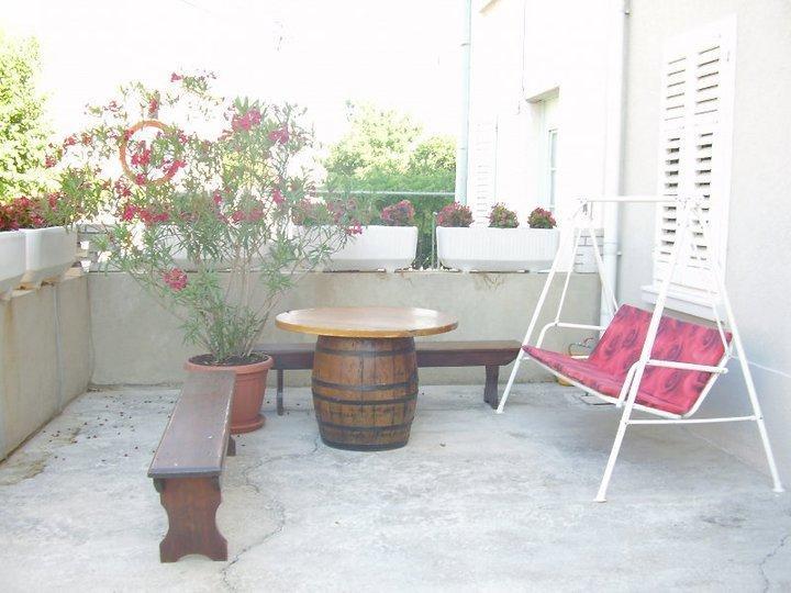 Guest House Darinka Draga Bašćanska Eksteriør billede